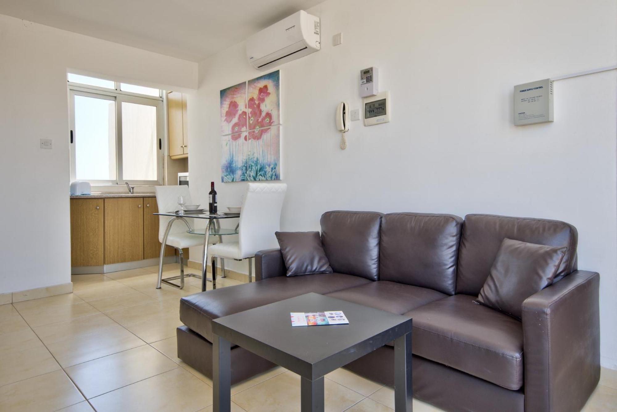 St Helen Residences - Spacious Sliema Apartments & Penthouses - Shortletsmalta Екстер'єр фото